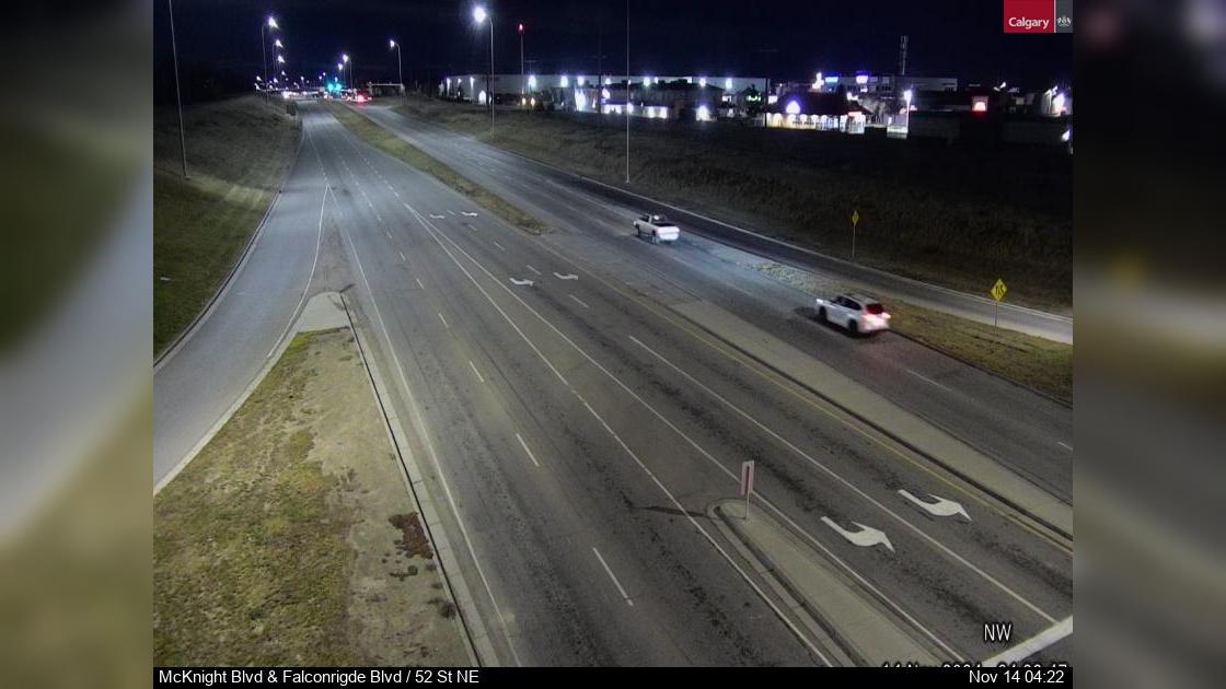 Traffic Cam Westwinds: McKnight Blvd - 52 Street NE Player