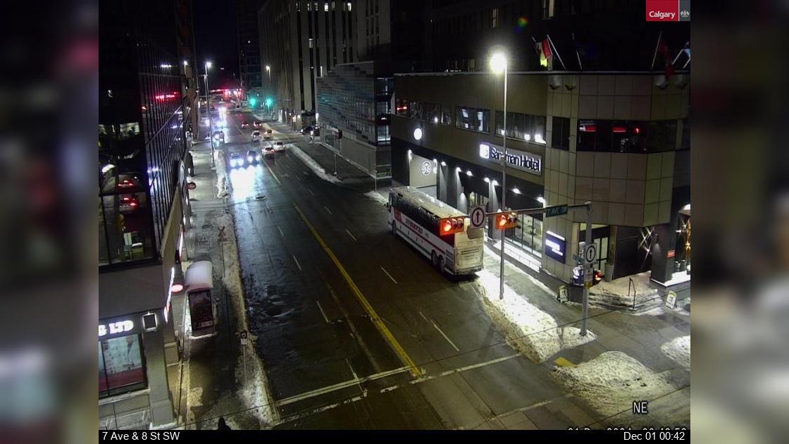 Downtown West End: 7 Ave - 8 St SW Traffic Camera