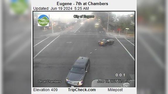 Traffic Cam Bethel: Eugene - 7th at Chambers Player