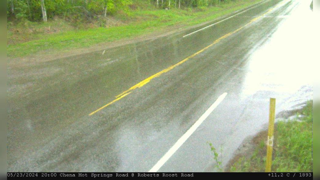 Traffic Cam Badger: Chena Hot Springs @ Roberts Roost Rd Player