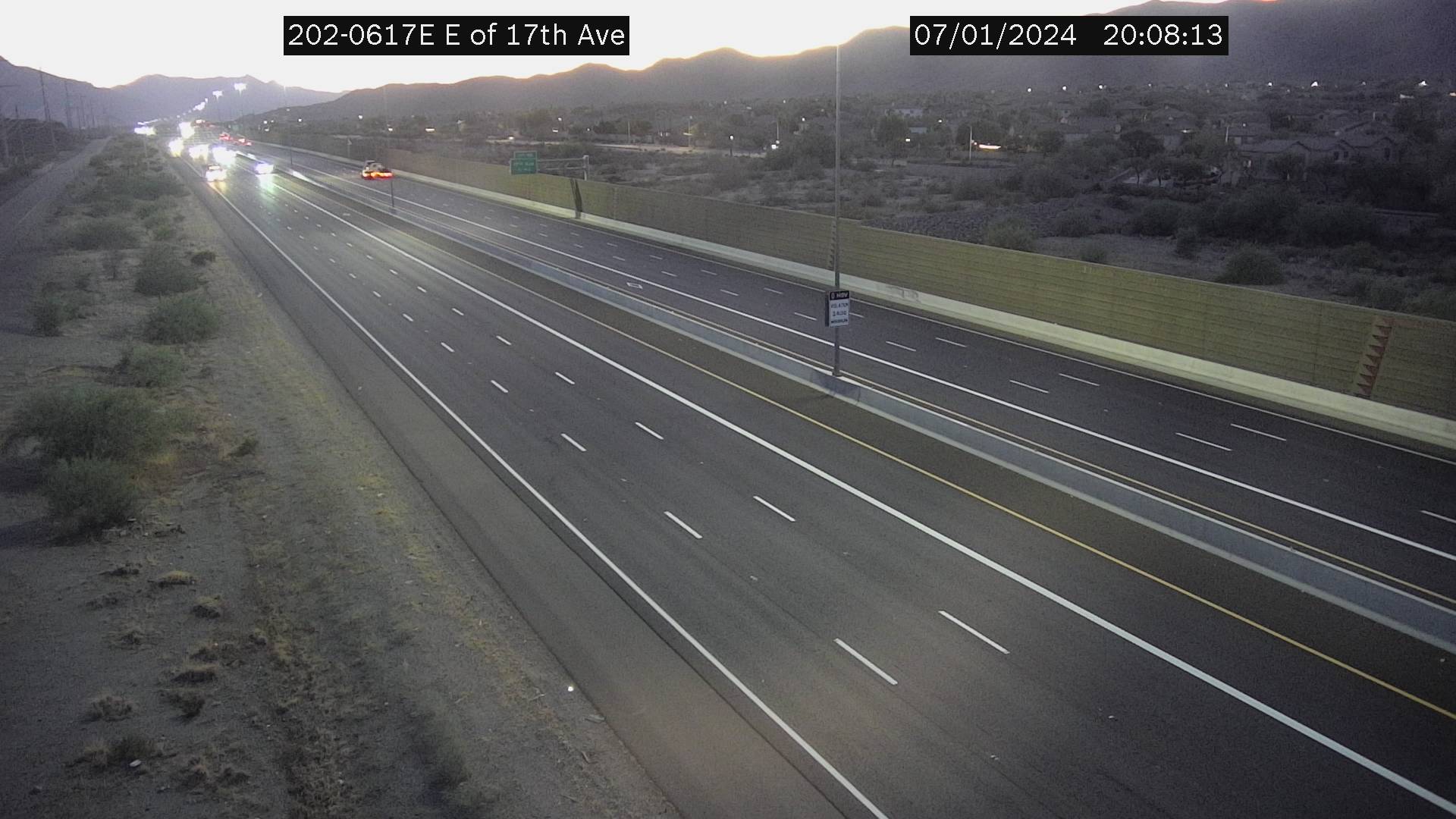 Traffic Cam L-202 EB 61.72 @W of Desert Foothills -  Eastbound Player