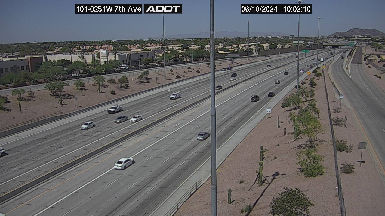 Traffic Cam L-101 WB 25.17 @7th Ave -  Westbound Player