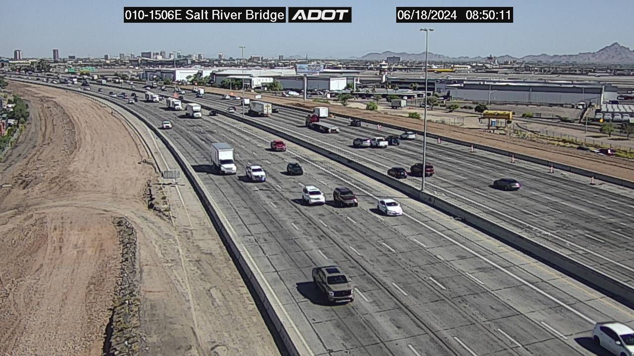 I-10 EB 150.69 @Salt River Bridge -  Eastbound Traffic Camera