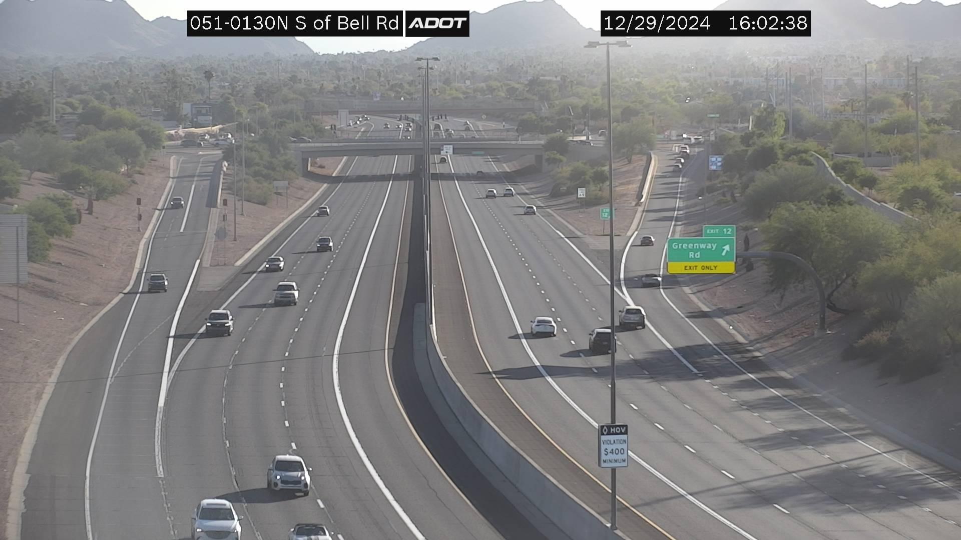 Phoenix › North: SR-51 NB 13.06 @S of Bell Traffic Camera