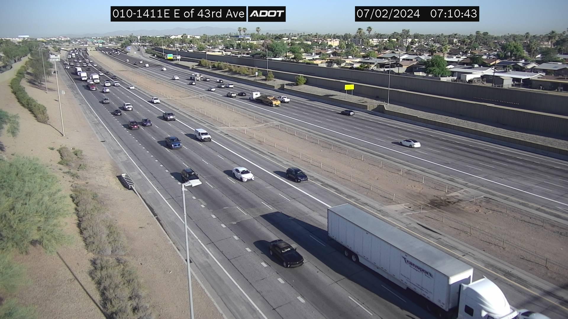 Traffic Cam Phoenix: I-10W and 43rd Ave Player
