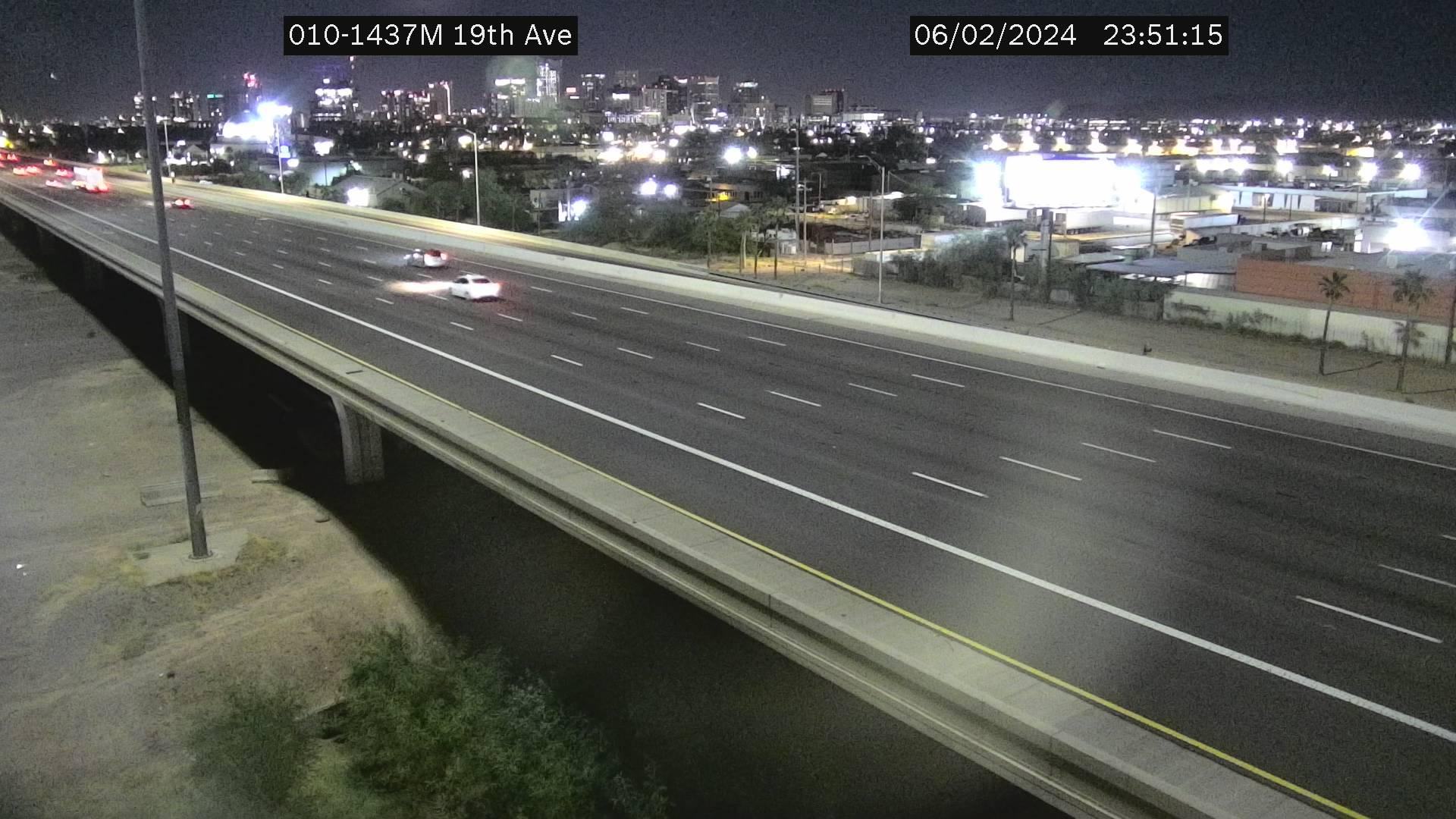Phoenix: I-W and th Ave Traffic Camera