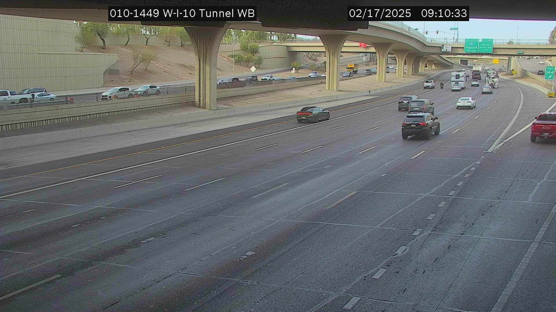 Phoenix › West: I-10 WB 144.95 @Tunnel Traffic Camera