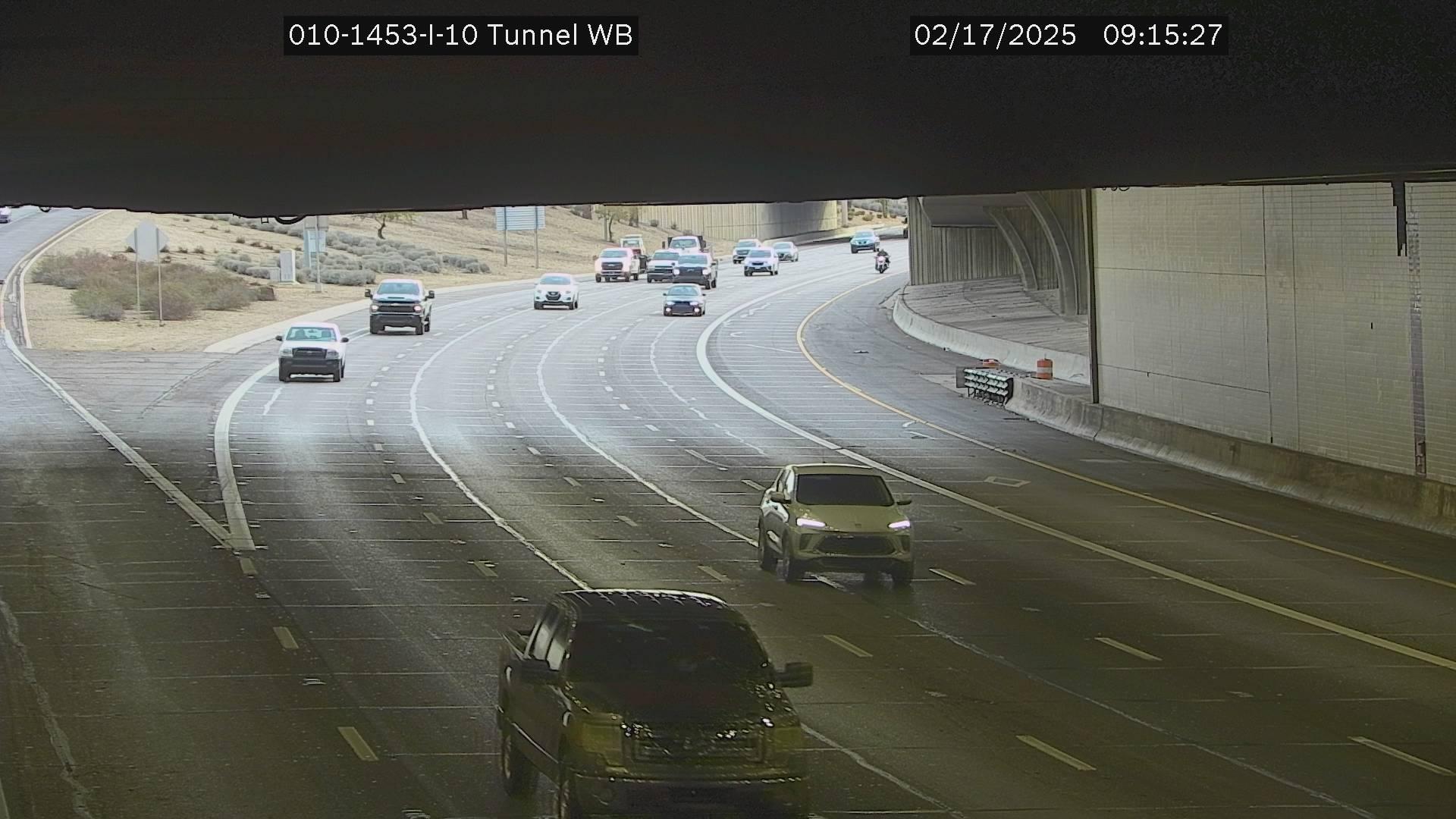 Phoenix › West: I-10 WB 145.37 @Tunnel Traffic Camera