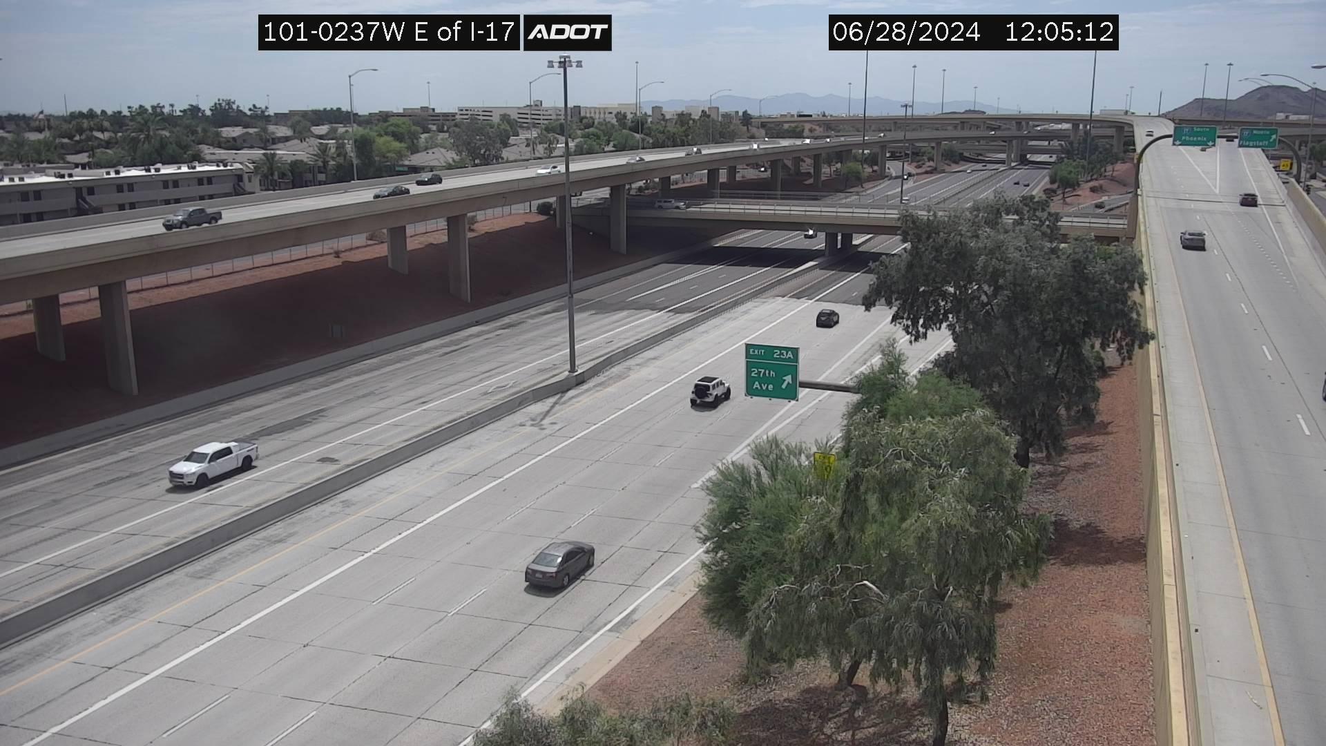 Rose Garden Place › West: L-101 WB 23.79 @E of I-17 Traffic Camera