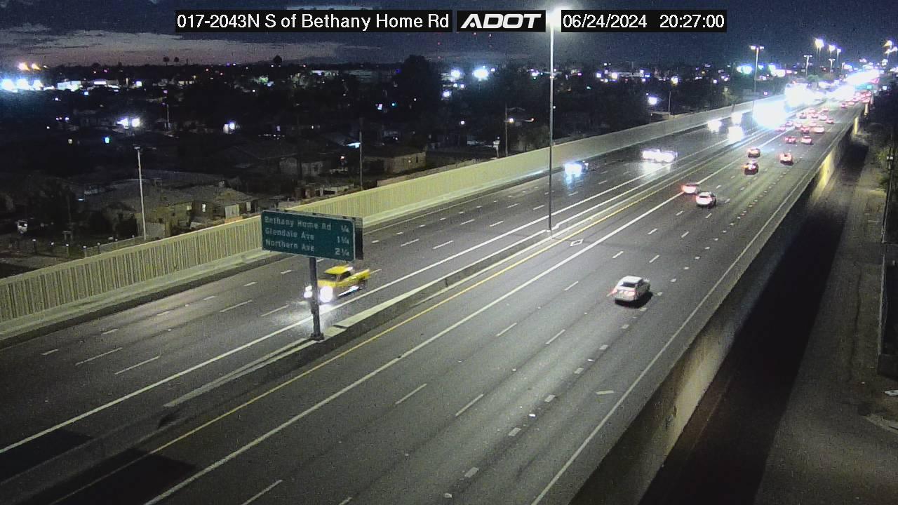 Traffic Cam Alhambra › North: I-17 NB 204.30 @S of Bethany Home Rd Player