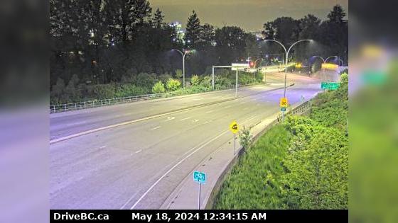 Traffic Cam Lynnmour › South-West: Mountain Highway at Hwy 1 overpass, looking east Player
