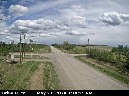 Traffic Cam Cecil Lake Road at 243rd Rd, looking east. (elevation: 719 metres) Player
