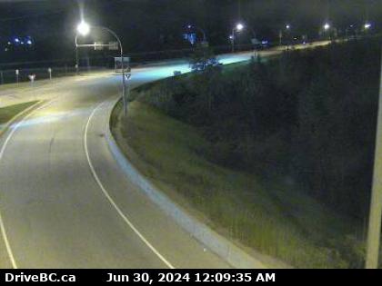 Traffic Cam Hwy-1, at Hwy-95 interchange, looking southbound along Hwy-95. (elevation: 803 metres) Player