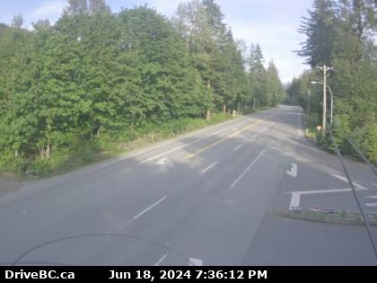 Traffic Cam Hwy-7 (Lougheed Hwy) at Highlands Blvd, approximately 3 km east of Harrison Mills, looking east. (elevation: 70 metres) Player