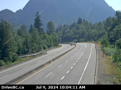 Traffic Cam Highway 3 at 3/5 junction looking east. (elevation: 258 metres) Player