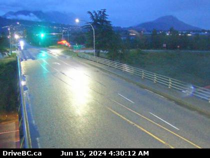 Hwy-1 at Prest Rd, Chilliwack, looking south. (elevation: 19 metres) Traffic Camera