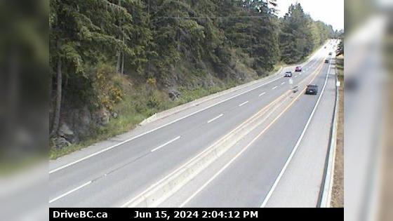 Traffic Cam Area A › East: Hwy 1, about 3.7 km south of Bamberton, looking east Player