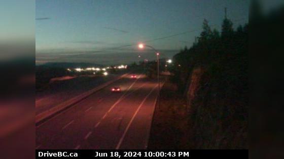 Traffic Cam Armstrong › North: Hwy 97A at Larkin Cross Rd, about 14km north of Vernon, looking north Player