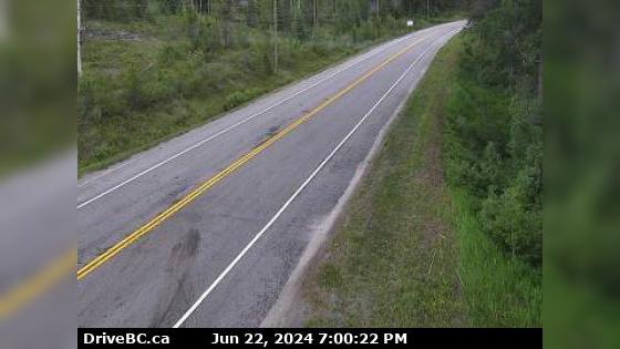 Traffic Cam Area B › West: Hwy 3, near Goatfell, about 9 km northwest of Yahk, looking east Player
