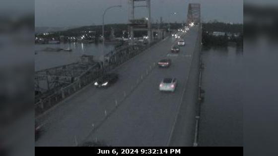 New Westminster › South: Pattullo Bridge at north end, in - looking south Traffic Camera
