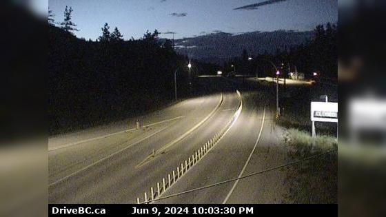 Traffic Cam Kaleden › North: Hwy 97 at Hwy 3A junction, just south of - Weigh Scale, looking north Player