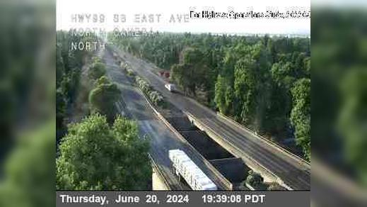 Traffic Cam Chico › South: Hwy 99 at East_Ave_BUT99_SB_1 Player