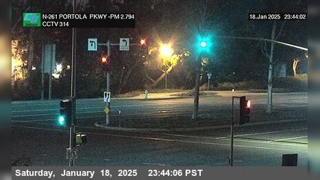 Traffic Cam Lower Peters Canyon › North: SR-261 : 80 Meters South of Portola Parkway (West) Overcross Player