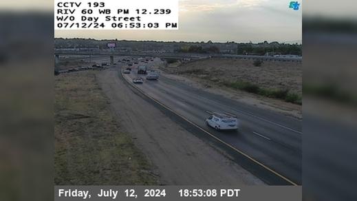 Riverside › West: SR-60 : (193) West Of Day Street Traffic Camera