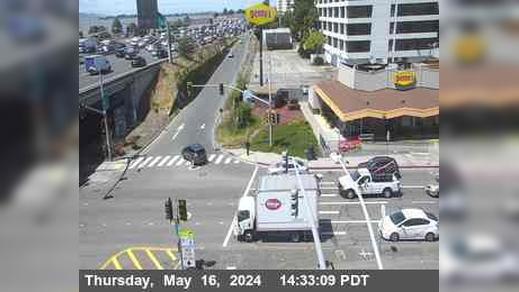 Berkeley › East: TVH02 -- I-80 : Powell Street Offramp Traffic Camera