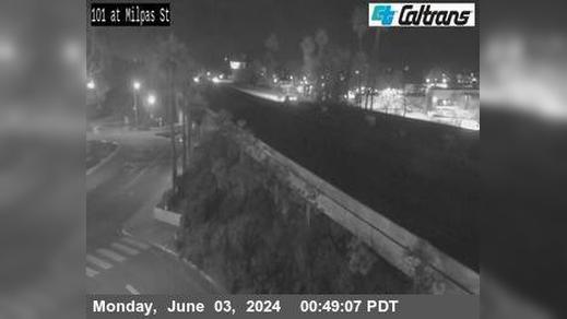 Santa Barbara › North: US-101 : Milpas Street Traffic Camera