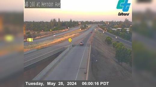 Traffic Cam Clovis › West: FRE-168-AT HERNDON AVE Player