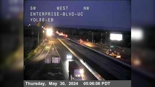 Traffic Cam West Sacramento: Hwy 80 at Enterprise Player