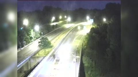 Traffic Cam Berlin › South: RT 9 South Exit 31 (Rte 5/15) Player