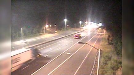 Traffic Cam Branford: CAM - I-95 NB Exit 53 - Rt. - Connector Player