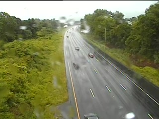 Traffic Cam CAM 101 Rocky Hill I-91 NB S/O Exit 24 - Rt. 160 (Elm St.) - Northbound Player