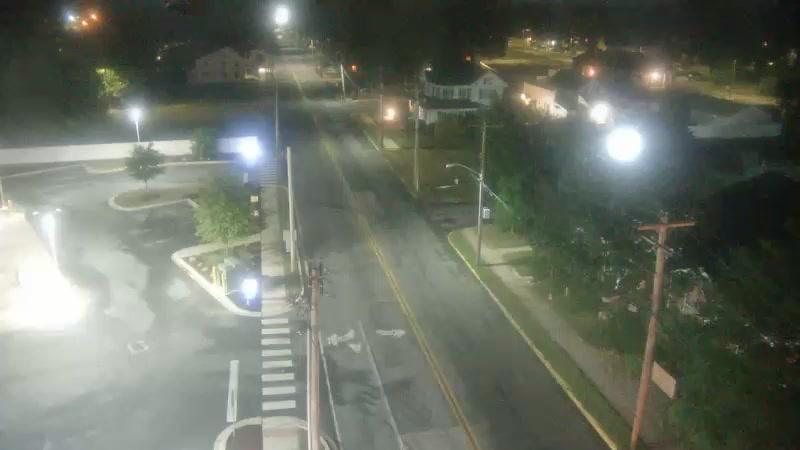 Traffic Cam Seaford: HIGH ST @ FRONT ST Player
