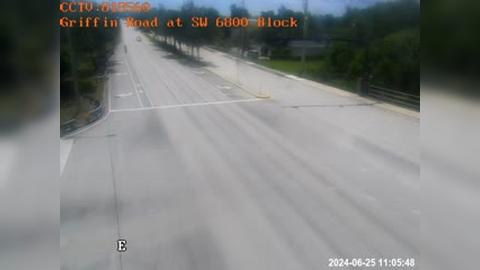 Traffic Cam Davie: Griffin Road at SW 6800 Block Player