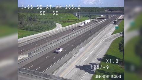 Traffic Cam Canaveral Acres: I-95 @ MM 205.2 SB Player