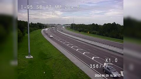 Traffic Cam Canaveral Acres: I-95 @ MM 204.6 SB Player