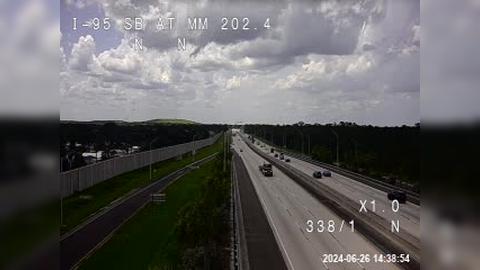 Traffic Cam Cocoa: I-95 @ MM 202.4 SB Player