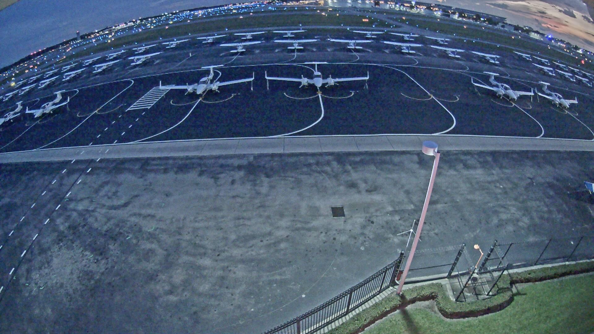 Traffic Cam Daytona Beach › West: Embry-Riddle Aeronautical University - Daytona Beach Player