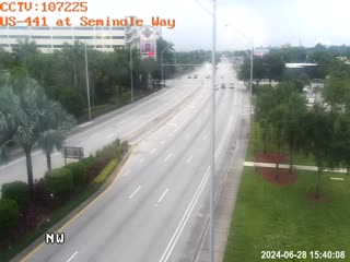 Traffic Cam SR-7 NB N of Seminole Way Player