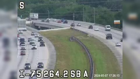 Traffic Cam Temple Terrace Junction: I-75 S of SR-582 - Fowler Ave Player