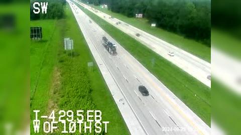 Traffic Cam Griffin: I-4 West of 10th St Player