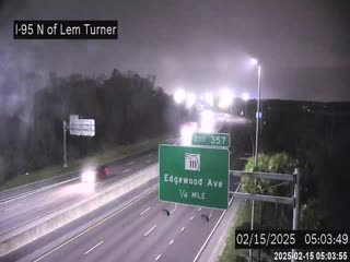 Traffic Cam I-95 N of Lem Turner Rd Player