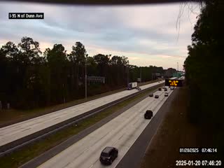 Traffic Cam I-95 N of Dunn Ave Player