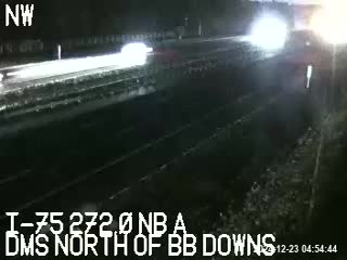 Traffic Cam I-75 NB at MM 272.1 Player