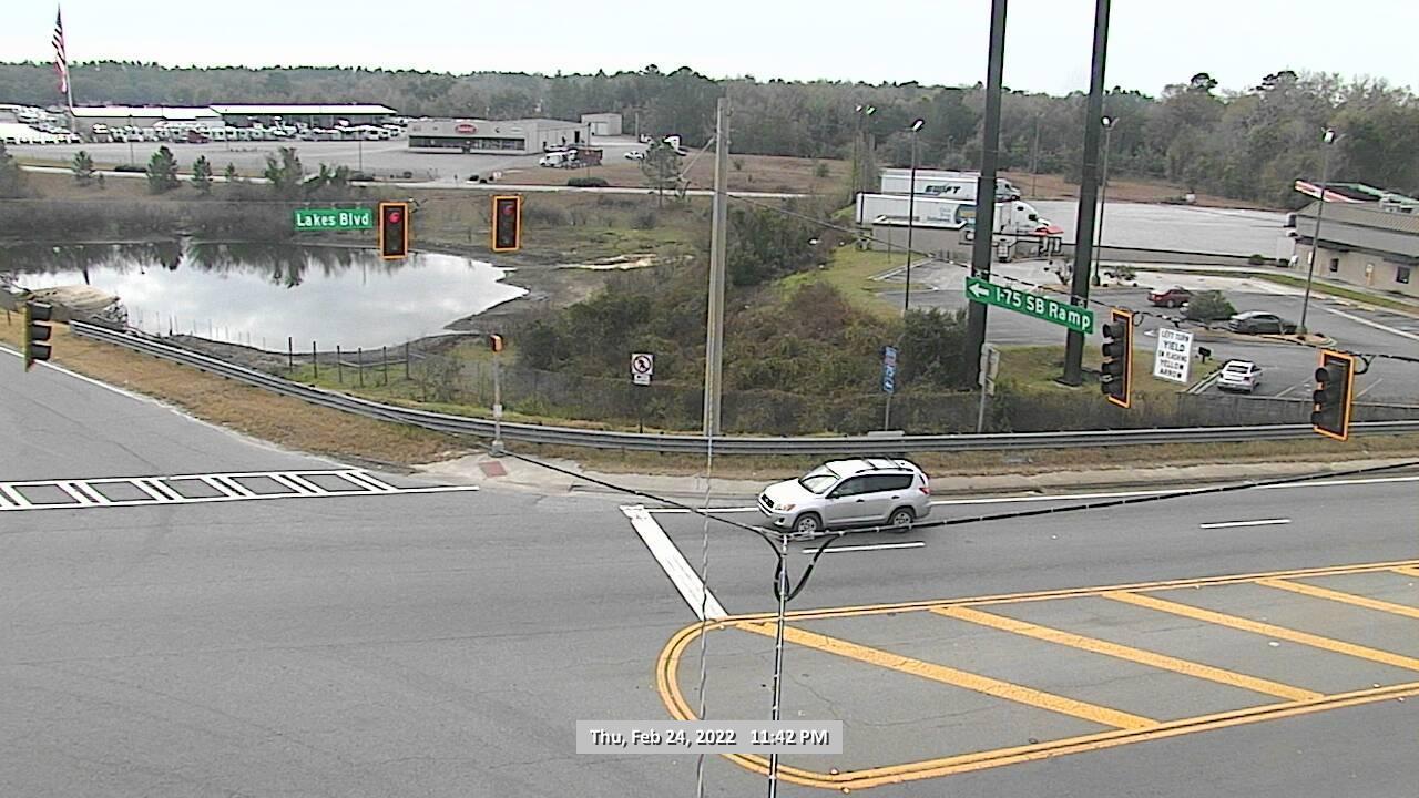 Traffic Cam Twin Lakes: GDOT-CAM-I--. Player