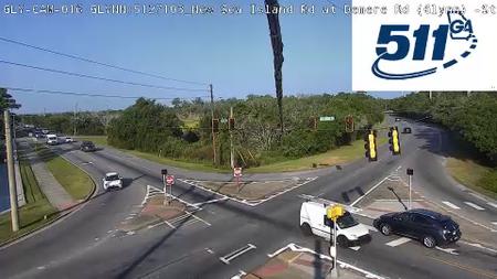 Saint Simon Mills: 114099--2 Traffic Camera