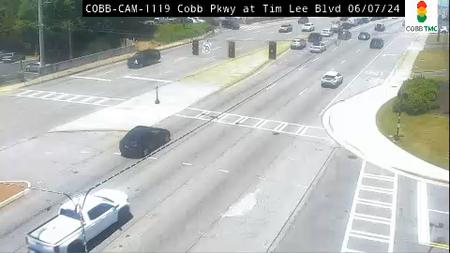 Traffic Cam Vinings: 111812--2 Player